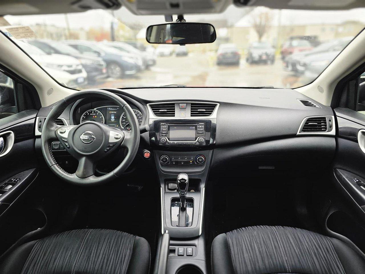 2017 Nissan Sentra SV Photo