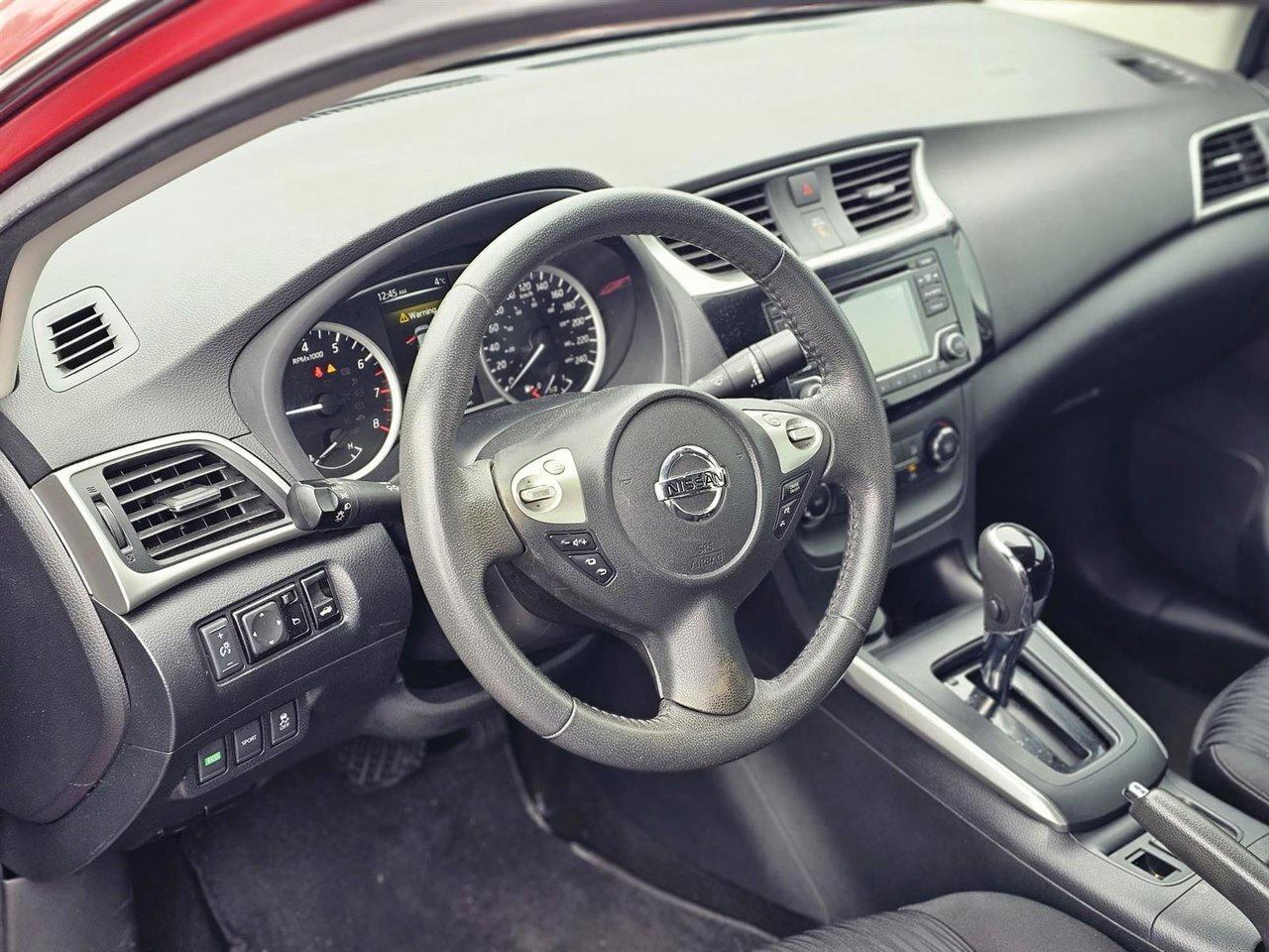 2017 Nissan Sentra SV Photo