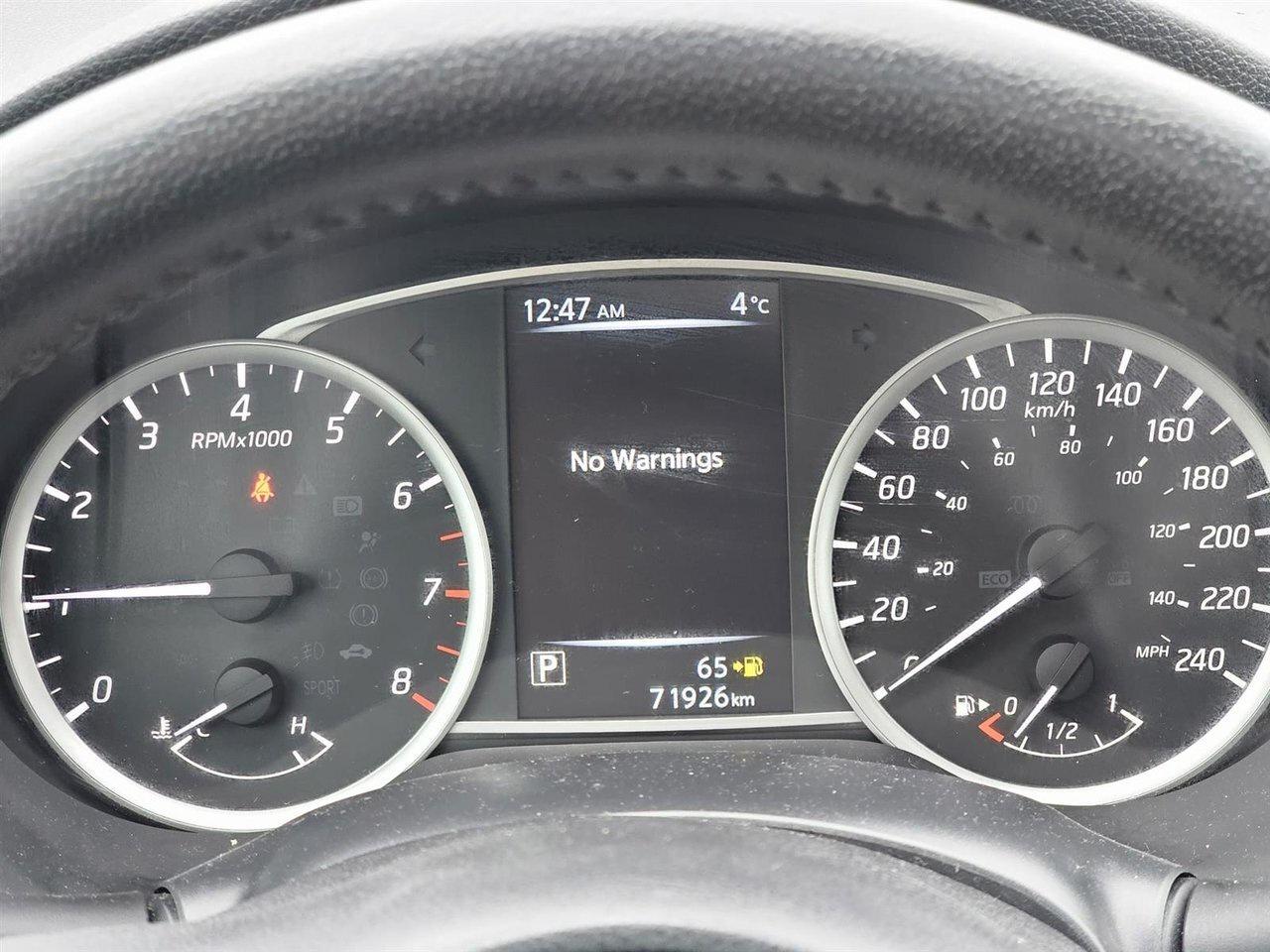 2017 Nissan Sentra SV Photo