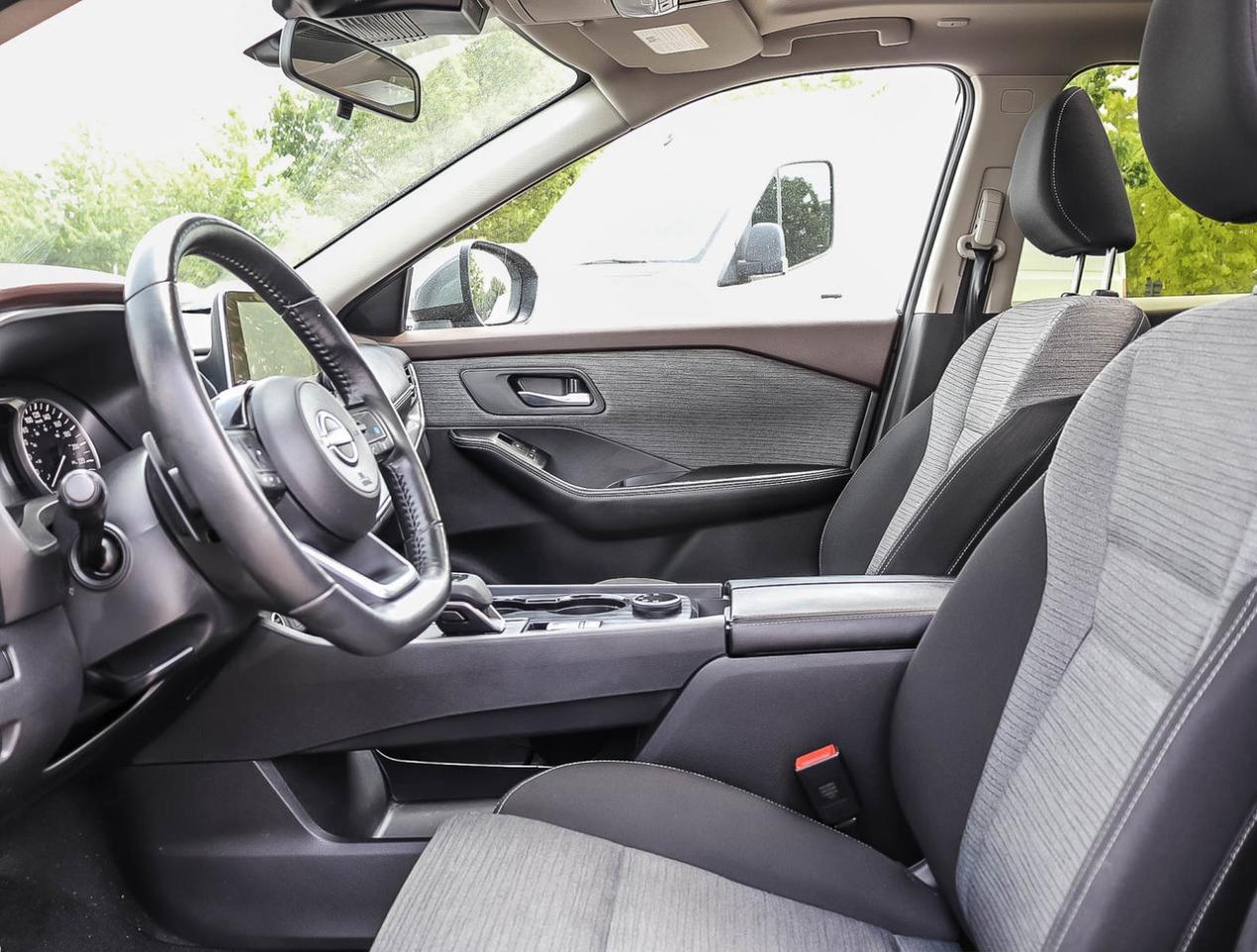 2023 Nissan Rogue SV Moonroof 1.5L TURBO AWD HOLIDAY SAVINGS Photo