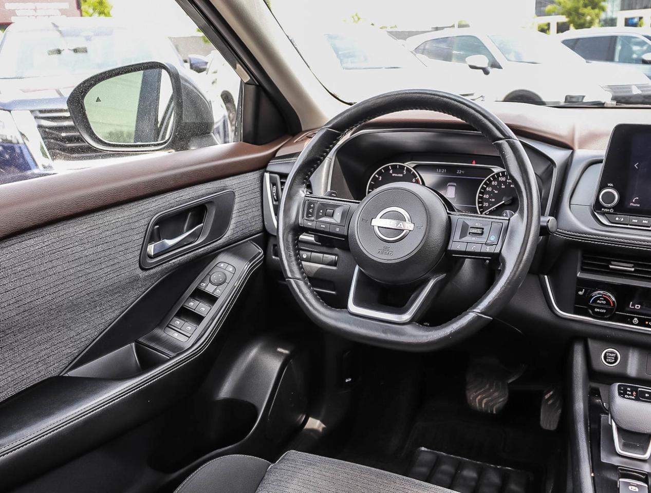 2023 Nissan Rogue SV Moonroof 1.5L TURBO AWD HOLIDAY SAVINGS Photo