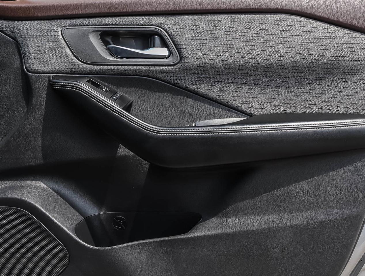 2023 Nissan Rogue SV Moonroof 1.5L TURBO AWD HOLIDAY SAVINGS Photo