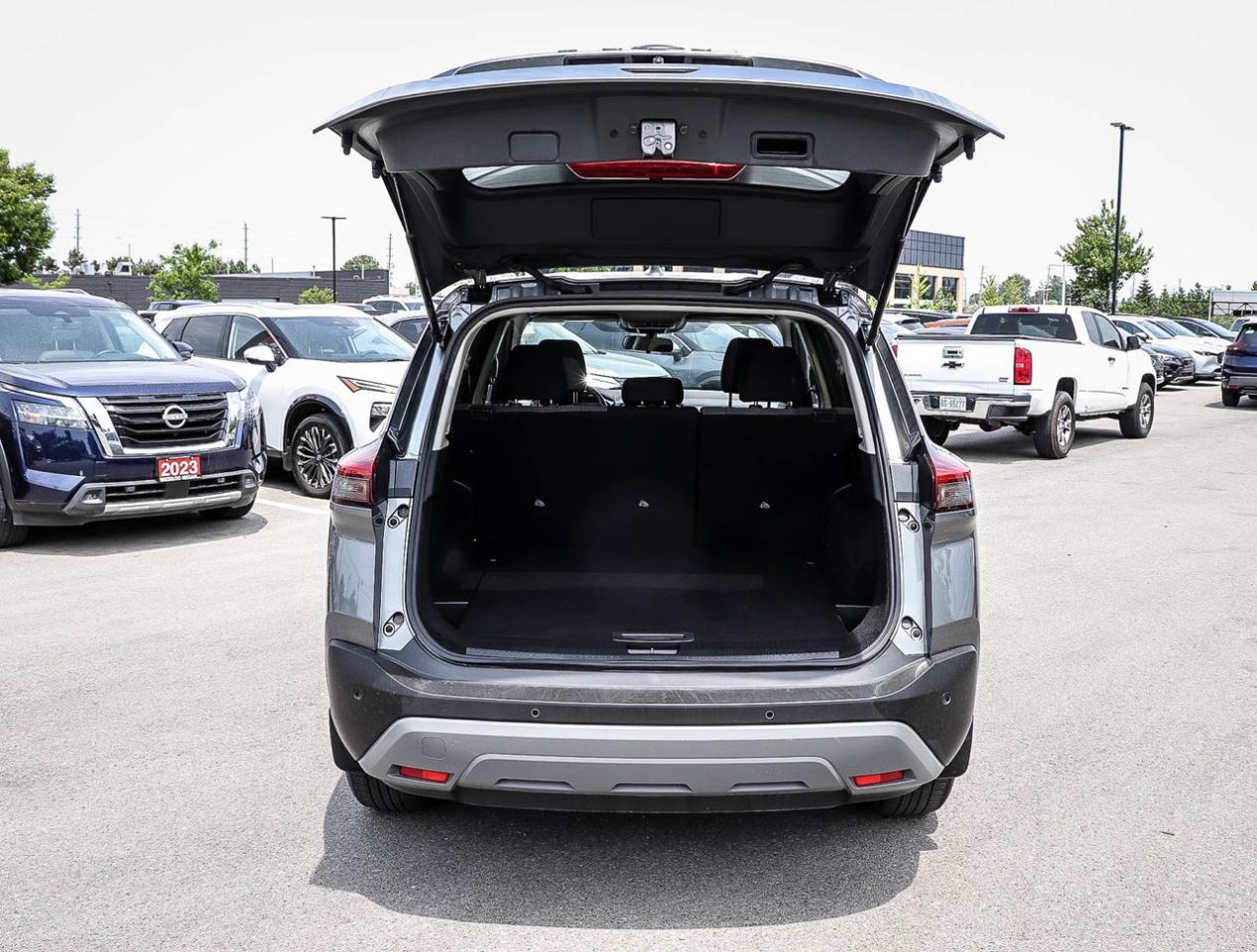 2023 Nissan Rogue SV Moonroof 1.5L TURBO AWD HOLIDAY SAVINGS Photo