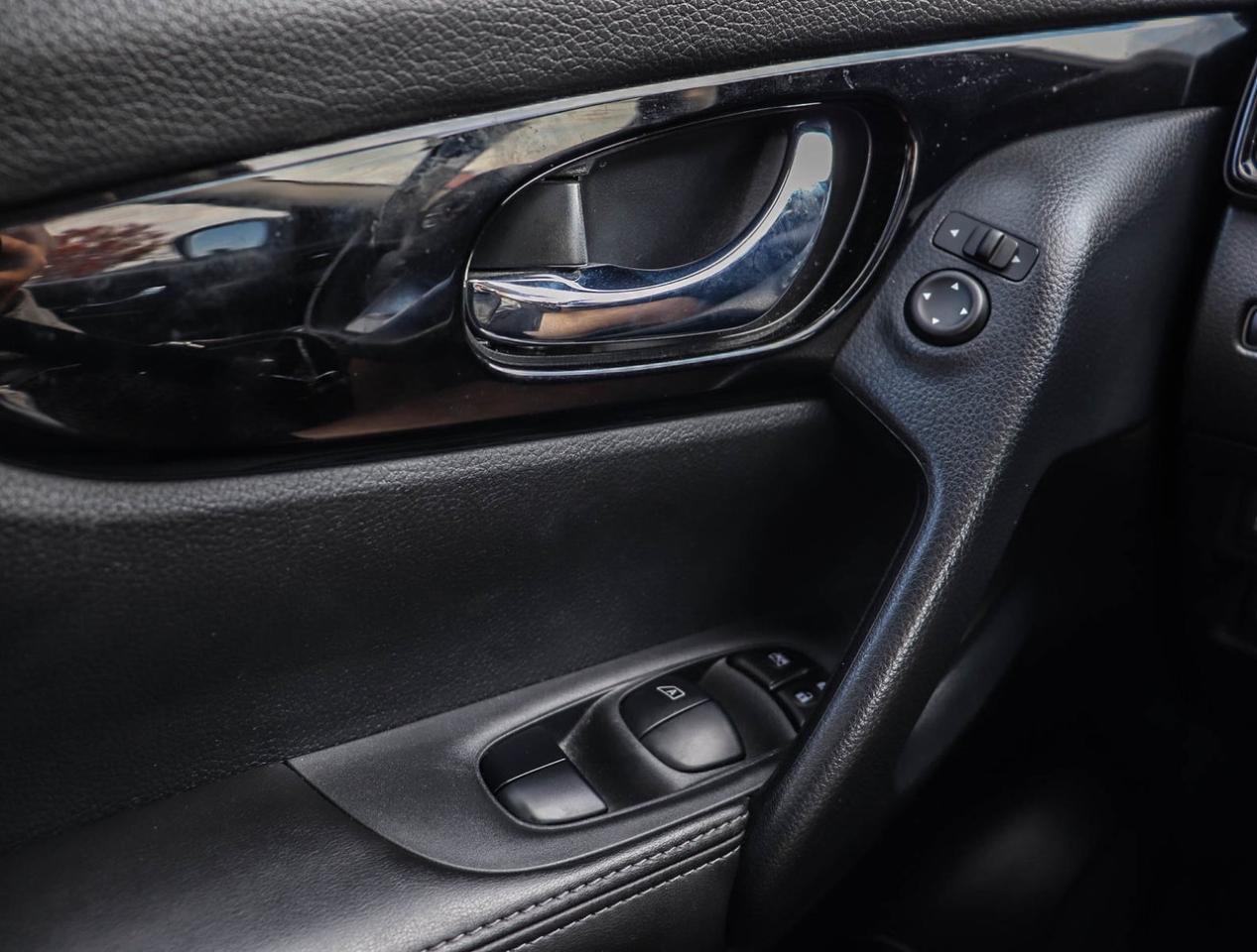 2023 Nissan Qashqai SV Photo