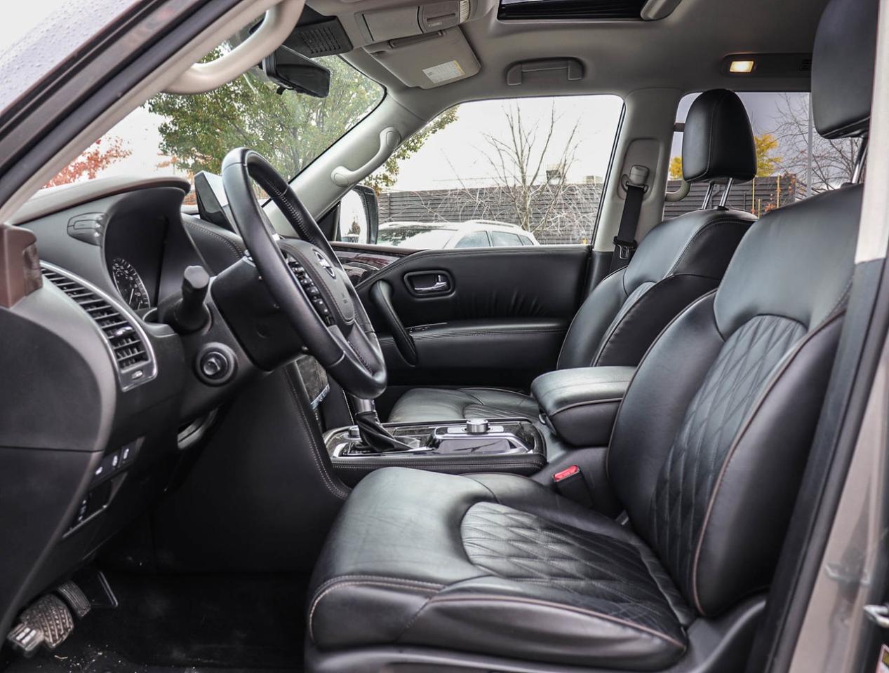 2023 Nissan Armada Platinum Photo