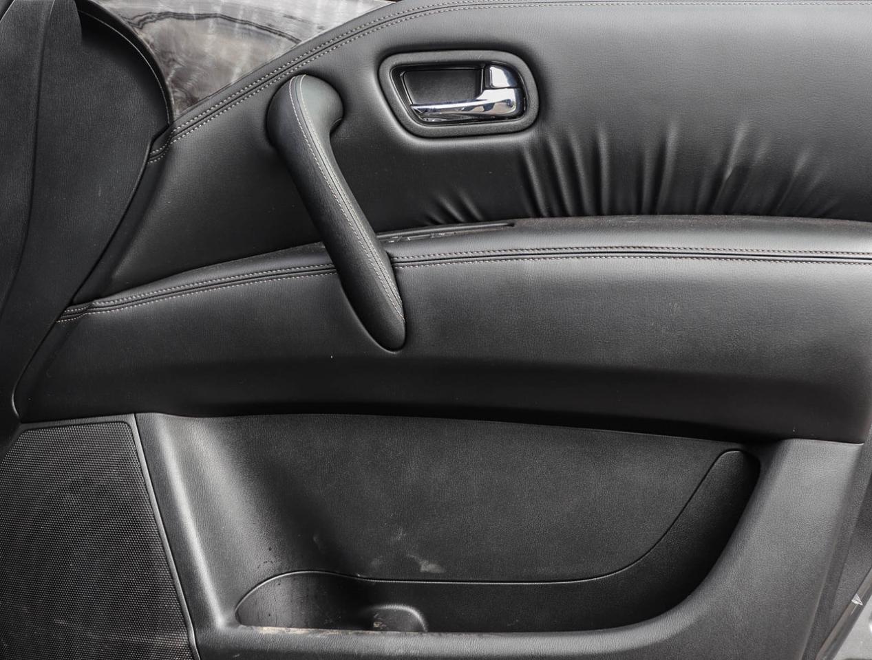 2023 Nissan Armada Platinum CAPTAIN CHAIRS !!! NO ACCIDENTS !!! 22 WH Photo