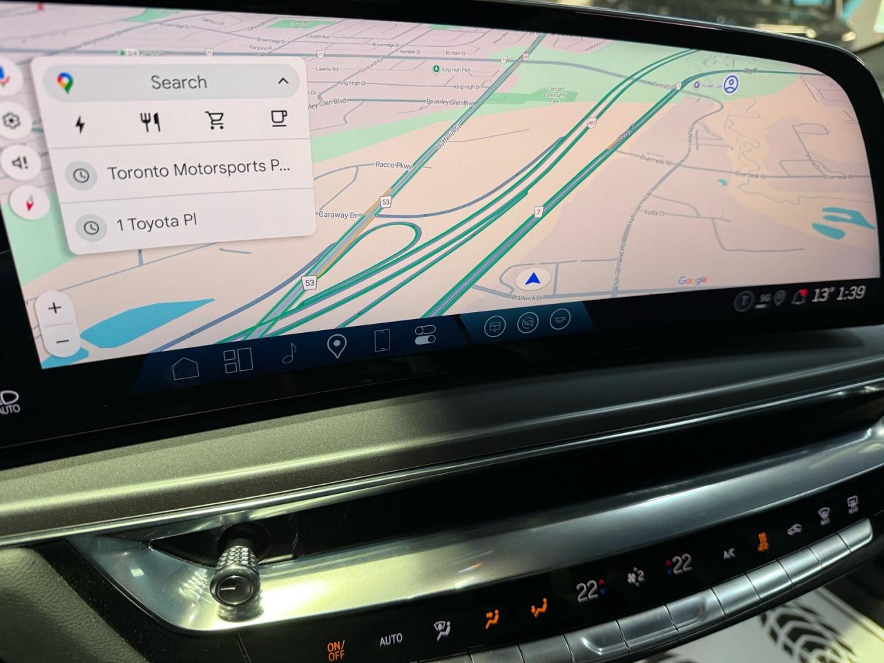 2024 Cadillac LYRIQ IQ AWD   TECH PACKAGE   NO ACCIDENTS Photo