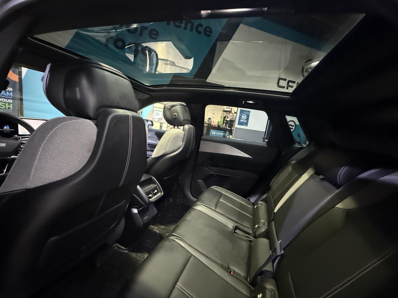 2024 Cadillac LYRIQ IQ AWD   TECH PACKAGE   NO ACCIDENTS Photo