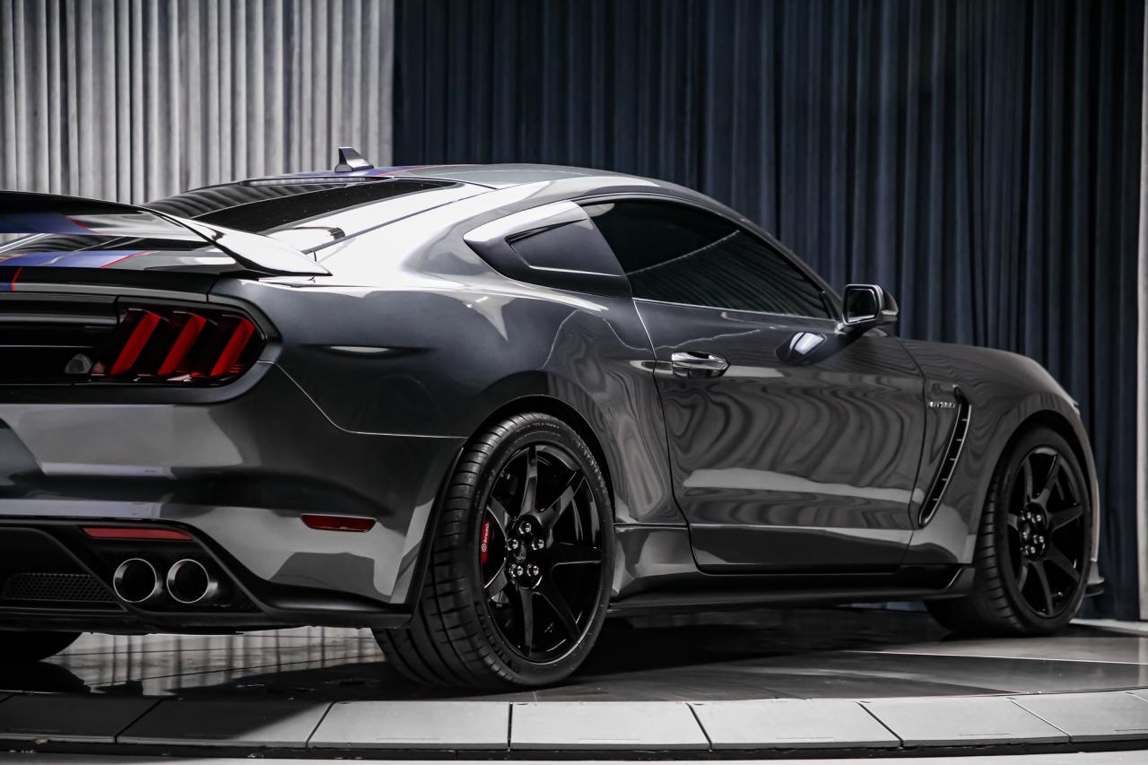 2020 Ford Mustang SHELBY GT350R 5.2L V8  CARBONRIMS RARE NOACCIDENT Photo