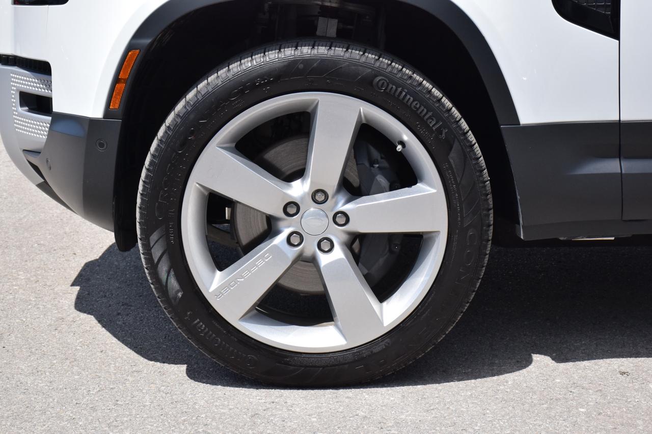 2024 Land Rover Defender 110 P500 SE V8 FUJI WHITE/OYSTER 2,500 KMS ~RARE~ Photo3