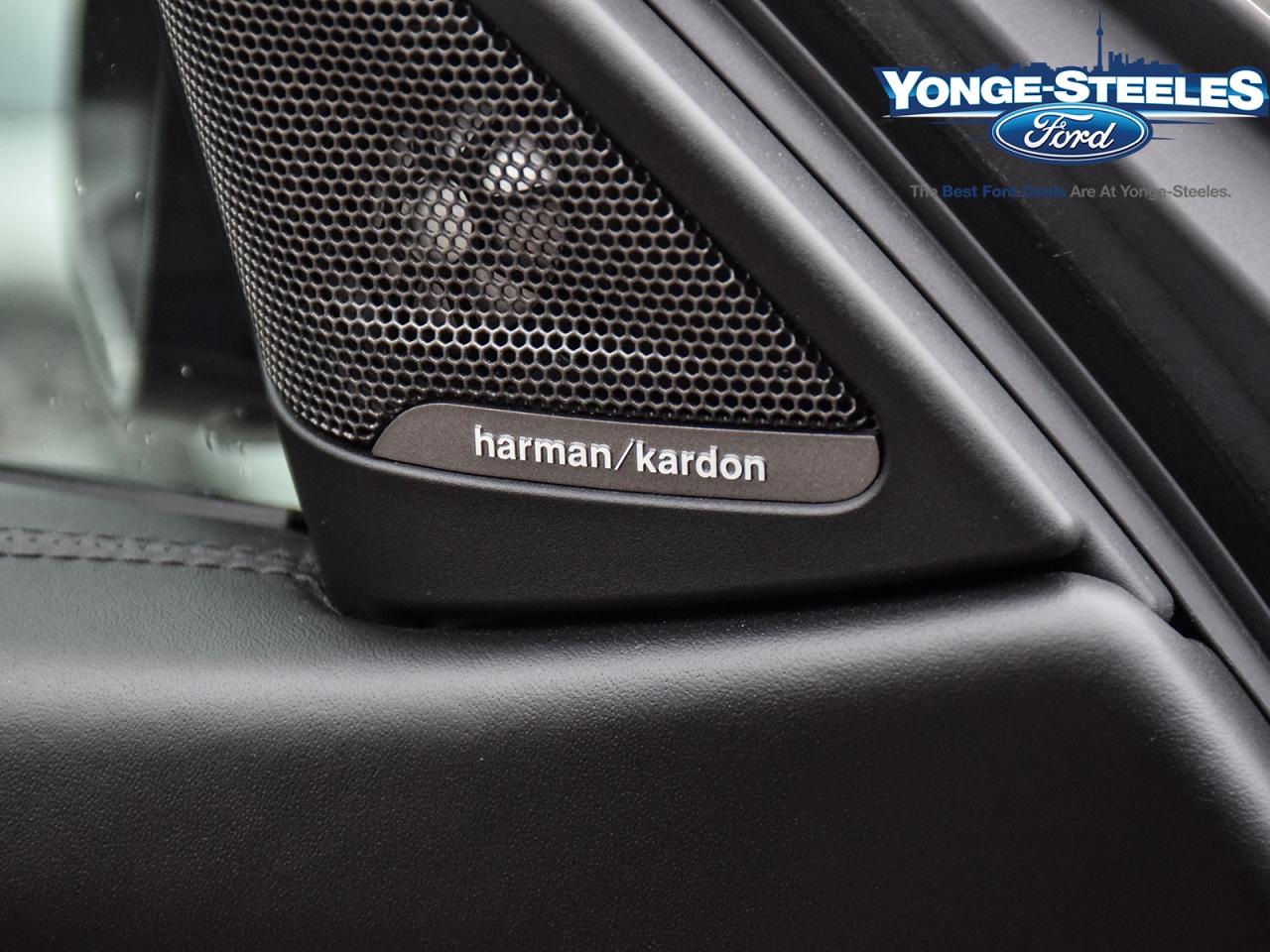 2018 BMW M4 M4 Cabriolet Ultimate Package Photo