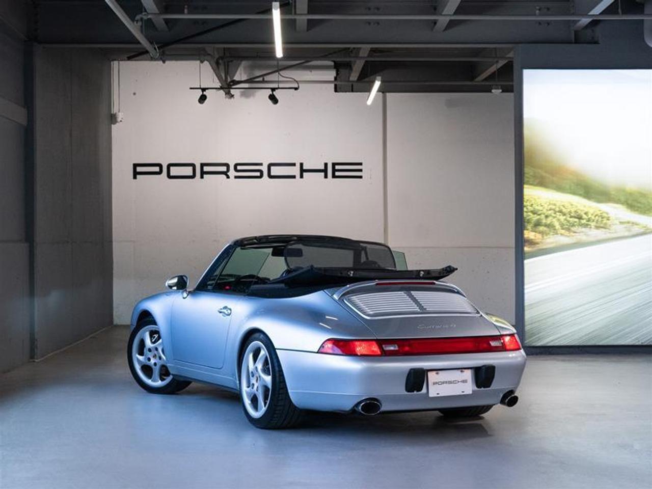 1996 Porsche 911 Carrera 4 Cabriolet Photo