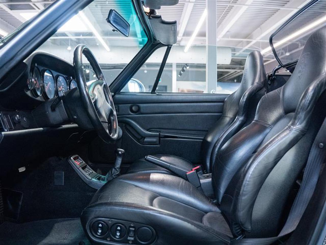 1996 Porsche 911 Carrera 4 Cabriolet Photo