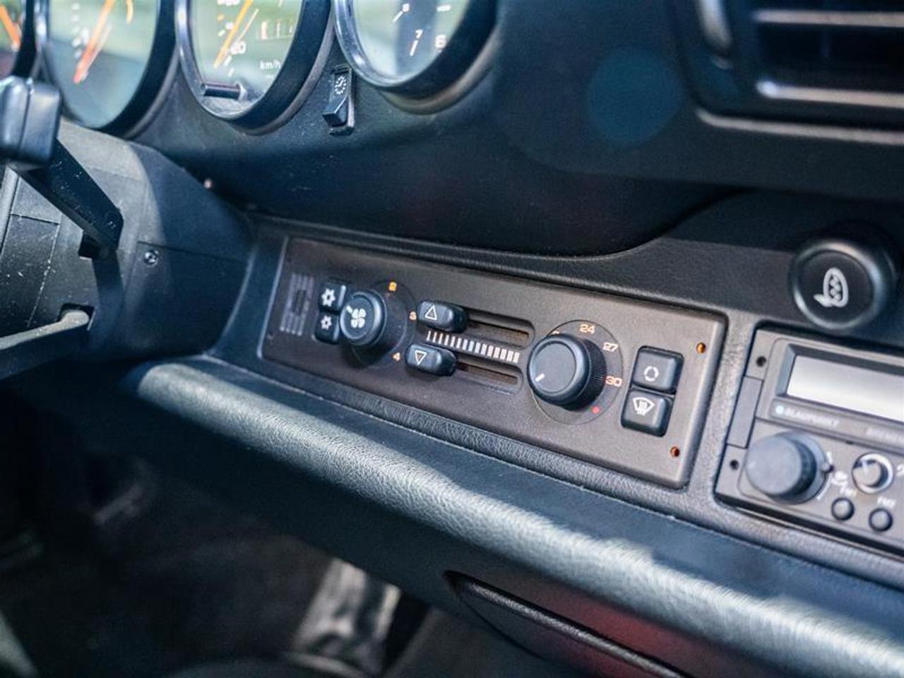 1996 Porsche 911 Carrera 4 Cabriolet Photo