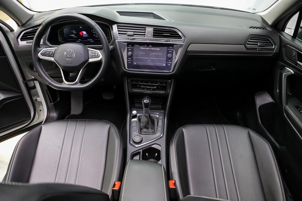 2024 Volkswagen Tiguan COMFORTLINE AWD PANOROOF ADAPTVCRUZ CARPLY LEATHER Photo