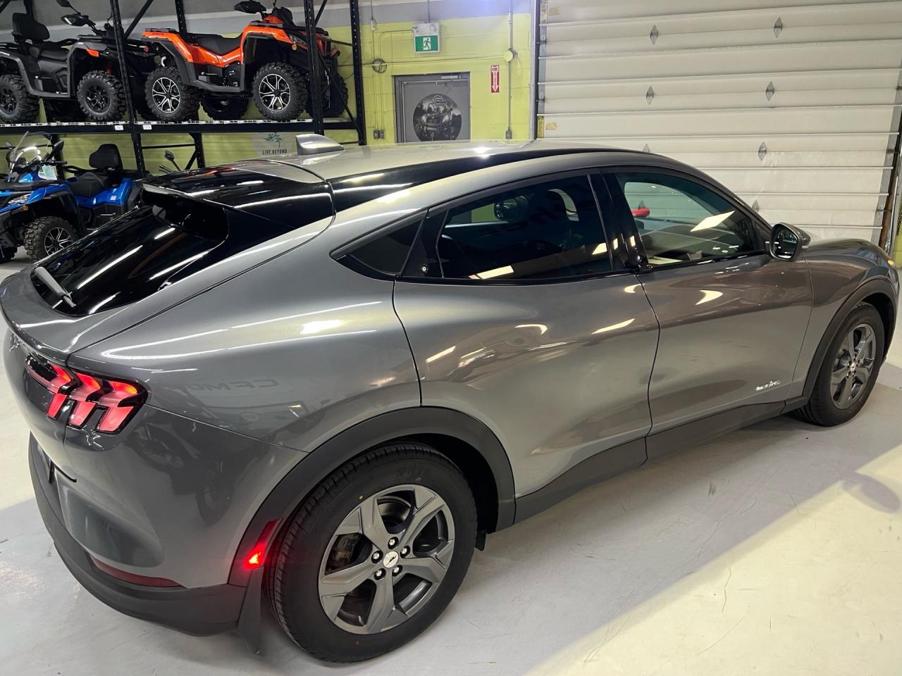 2021 Ford Mustang Mach-E SELECT   AWD   LEATHER   CAMERA   NO ACCIDENTS   4 Photo