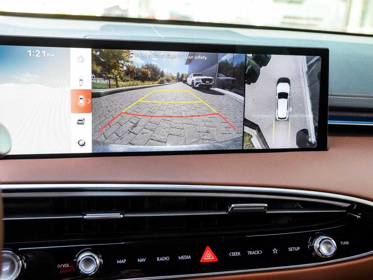 2026 Genesis GV70 2.5T Advanced Tech.Pkg AWD   Used Demonstrator Photo