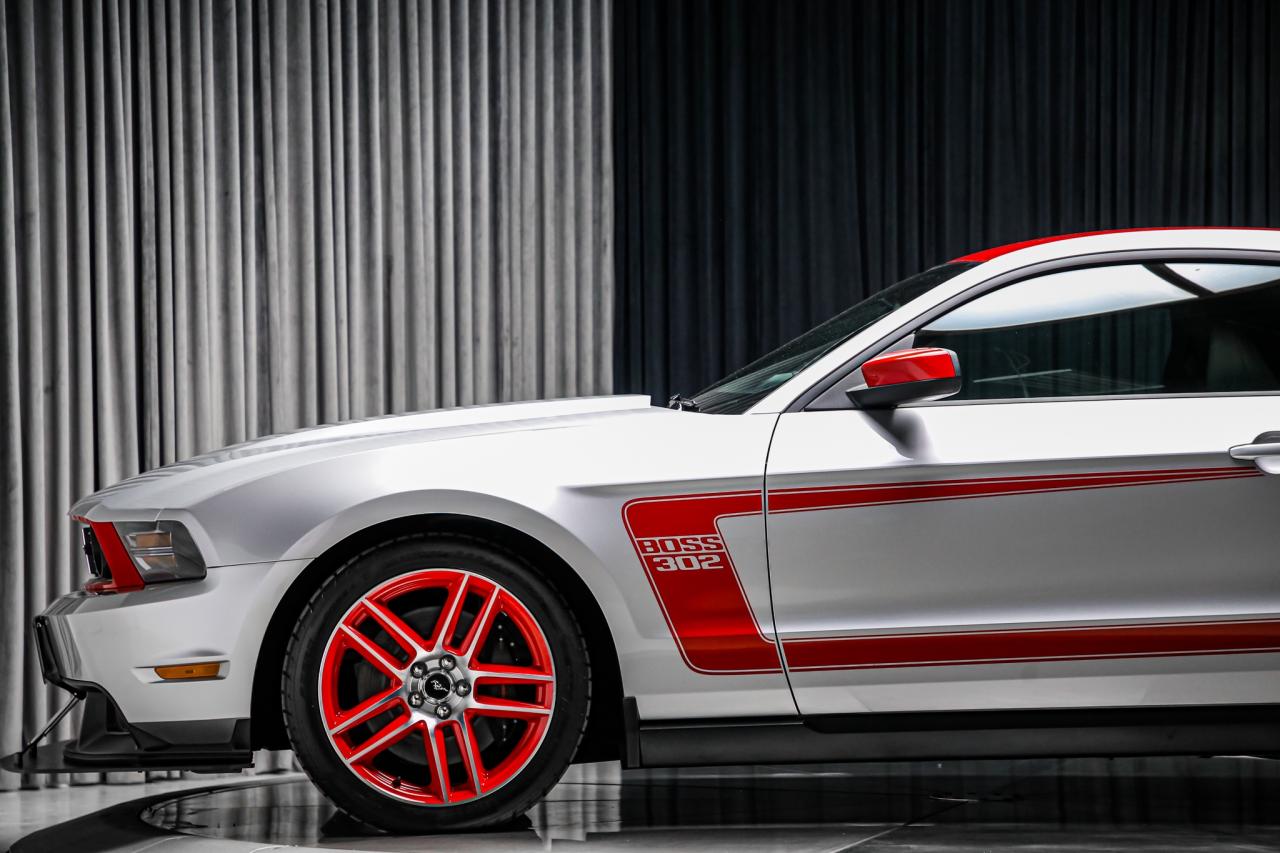 2012 Ford Mustang BOSS 302 LAGUNA SECA 444HP RARE LOWKM COLLECTORCAR Photo