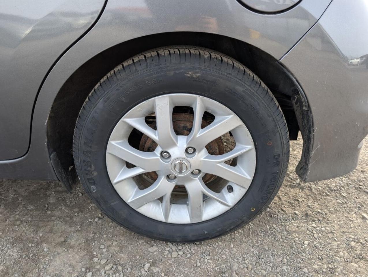 2017 Nissan Versa Note SV Hatchback   CAMERA   HTD SEATS Photo