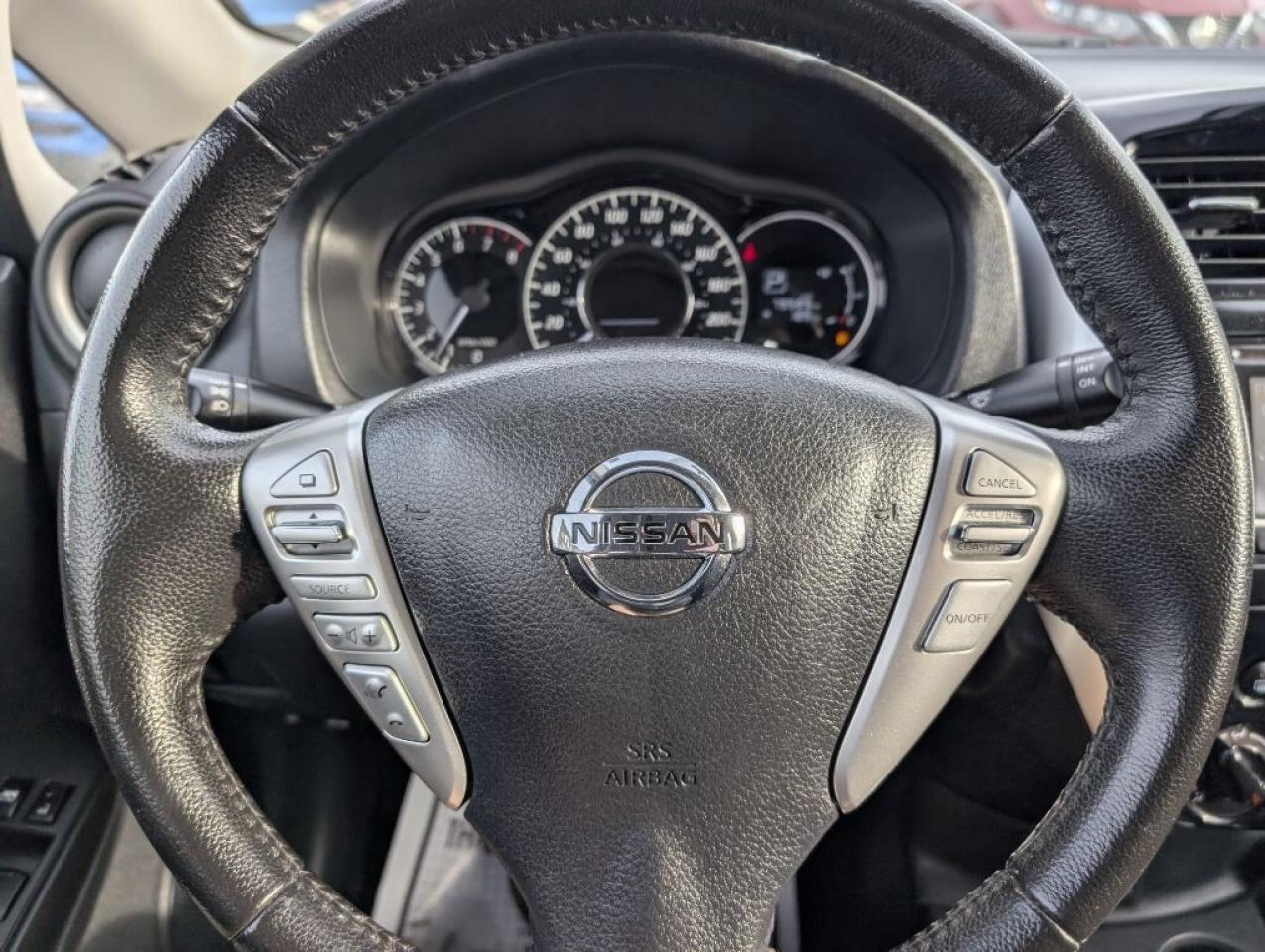 2017 Nissan Versa Note SV Hatchback   CAMERA   HTD SEATS Photo