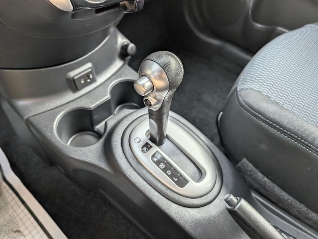 2017 Nissan Versa Note SV Hatchback   CAMERA   HTD SEATS Photo