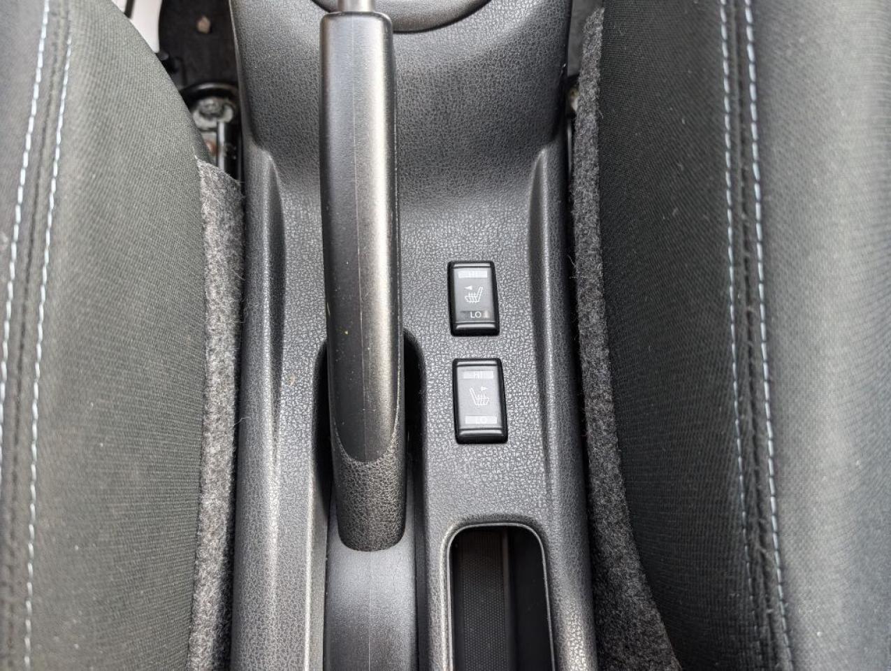 2017 Nissan Versa Note SV Hatchback   CAMERA   HTD SEATS Photo