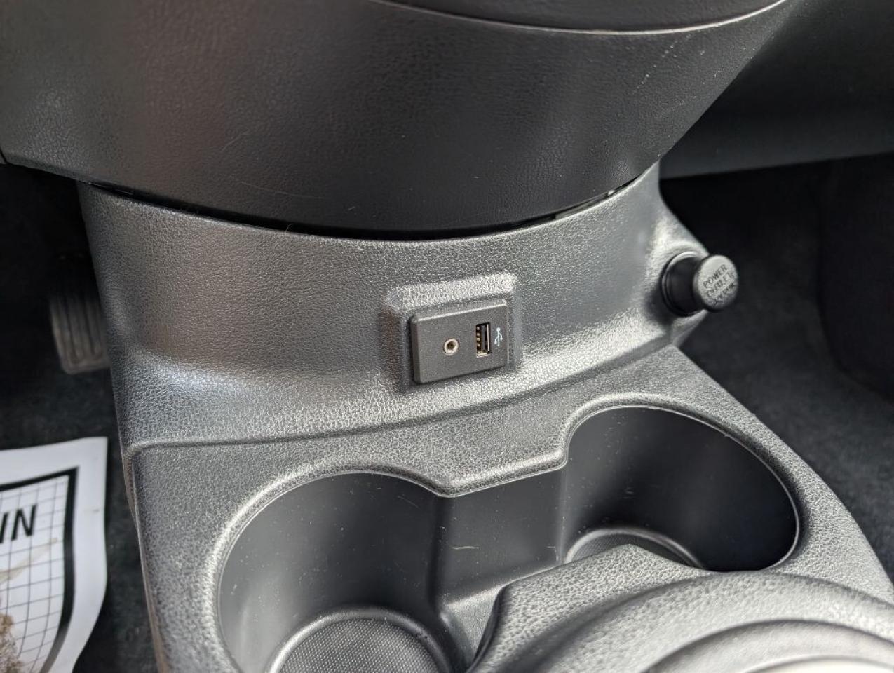 2017 Nissan Versa Note SV Hatchback   CAMERA   HTD SEATS Photo