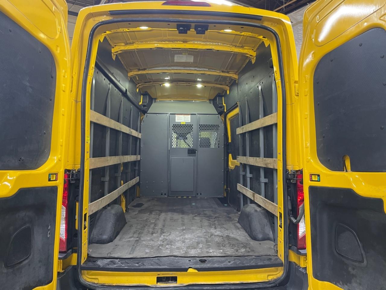 2017 Ford Transit Cargo Van T-250 148 HIGH ROOF   CAMERA   LEATHER   NO ACCIDE Photo