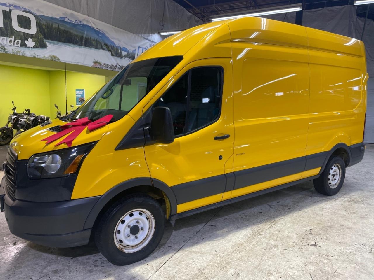 2017 Ford Transit Cargo Van T-250 148 HIGH ROOF   CAMERA   LEATHER   NO ACCIDE Photo