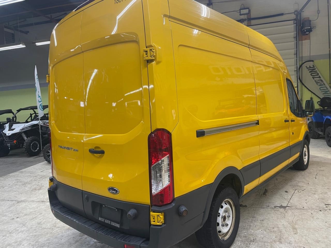 2017 Ford Transit Cargo Van T-250 148 HIGH ROOF   CAMERA   LEATHER   NO ACCIDE Photo