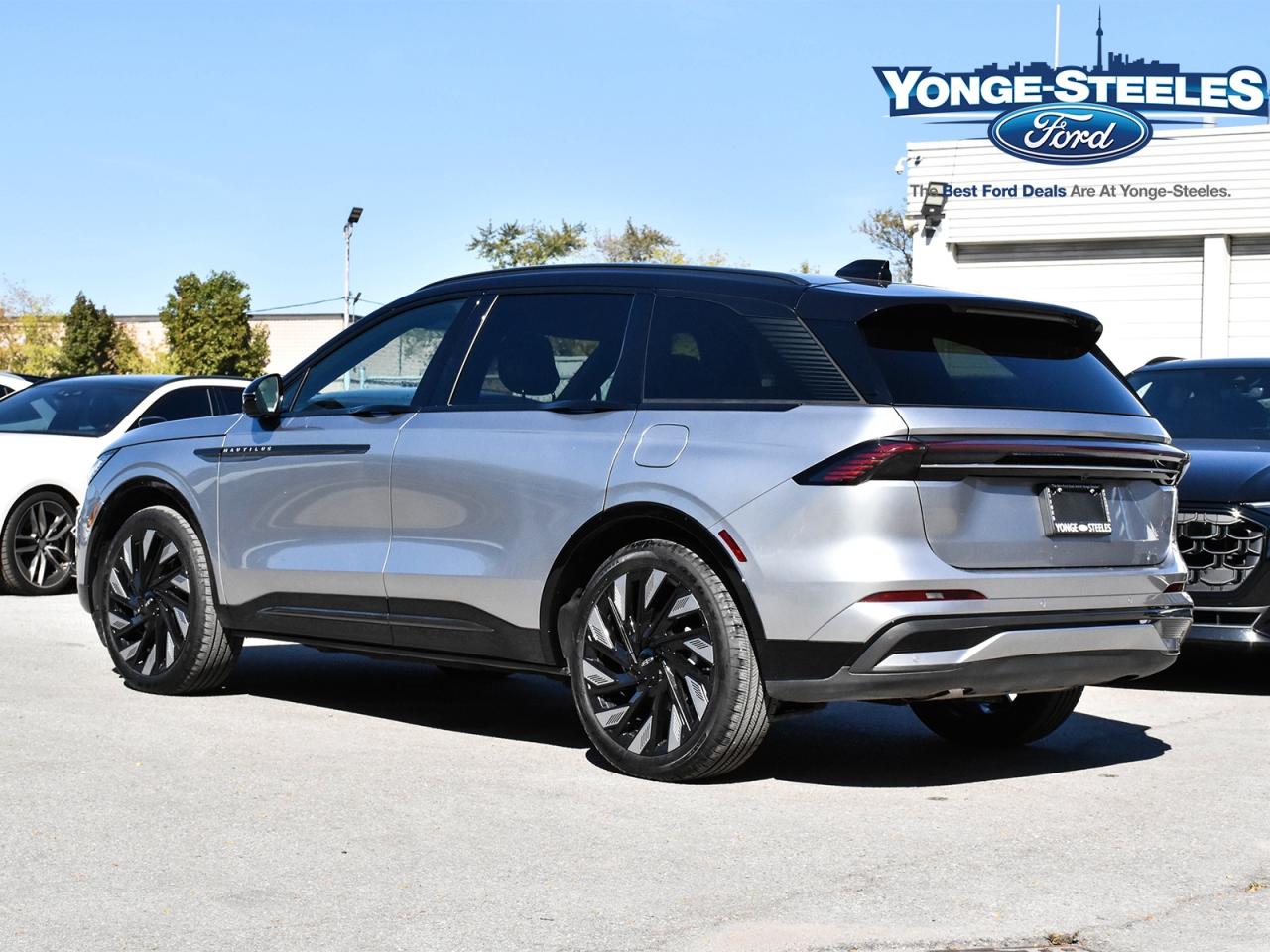 2025 Lincoln Nautilus 203A FHEV JET PACK ONE OWNER NO ACC LIKE NEW Photo