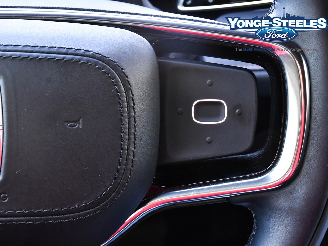 2025 Lincoln Nautilus 203A FHEV JET PACK ONE OWNER NO ACC LIKE NEW Photo