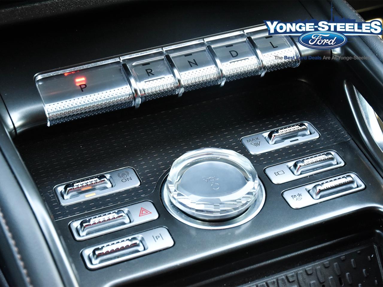 2025 Lincoln Nautilus 203A FHEV JET PACK ONE OWNER NO ACC LIKE NEW Photo