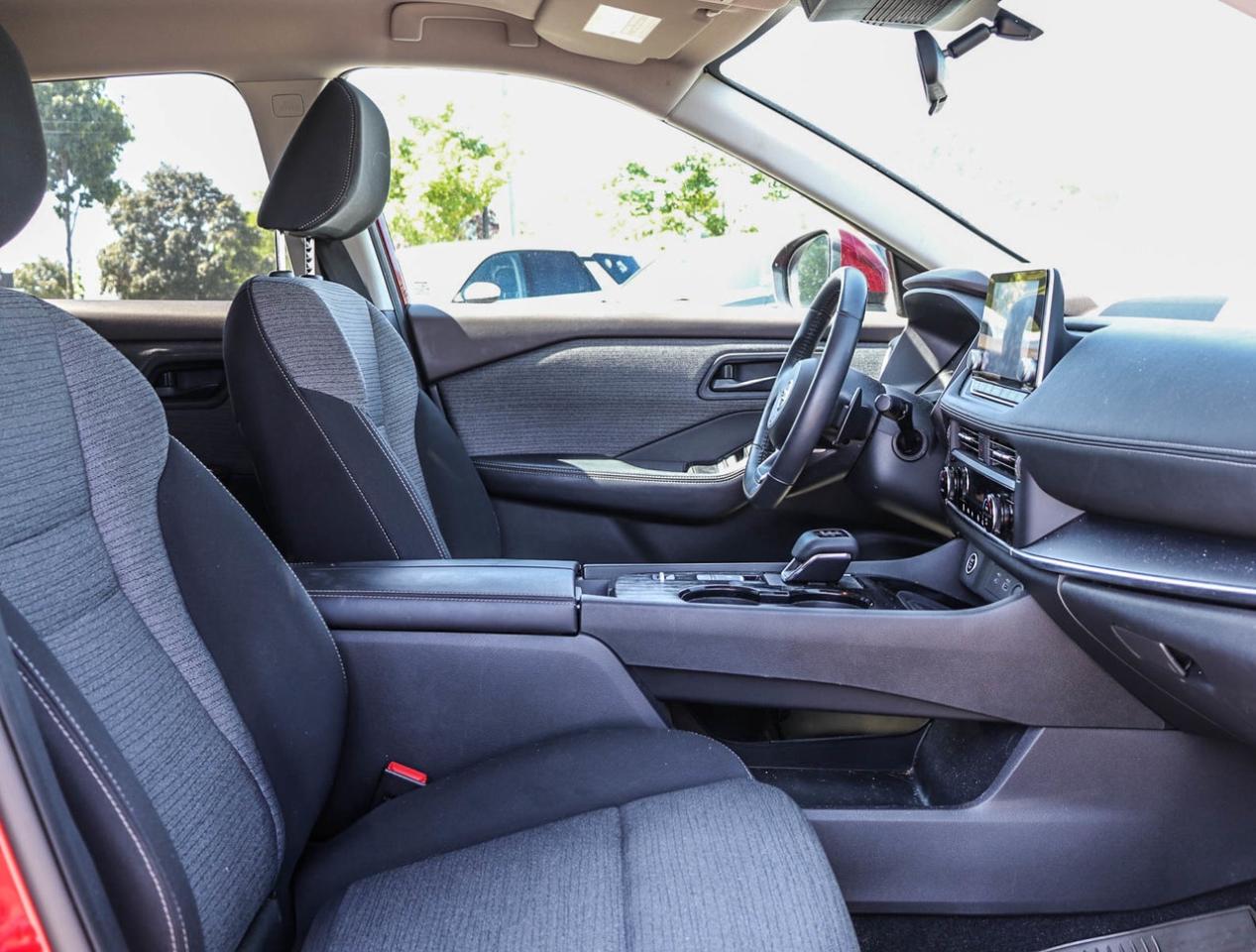 2021 Nissan Rogue S Photo