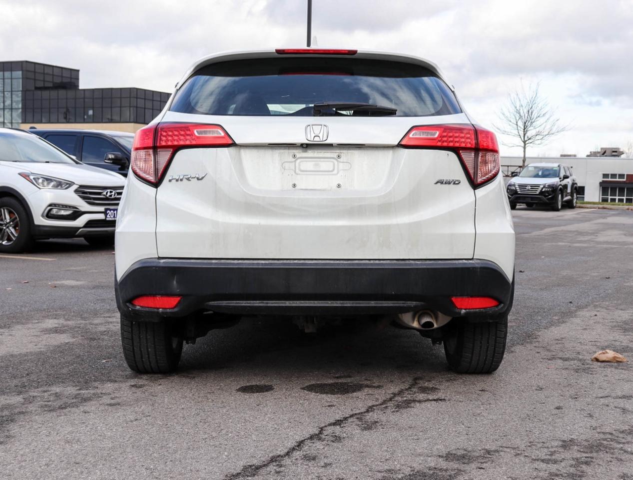 2016 Honda HR-V LX Photo