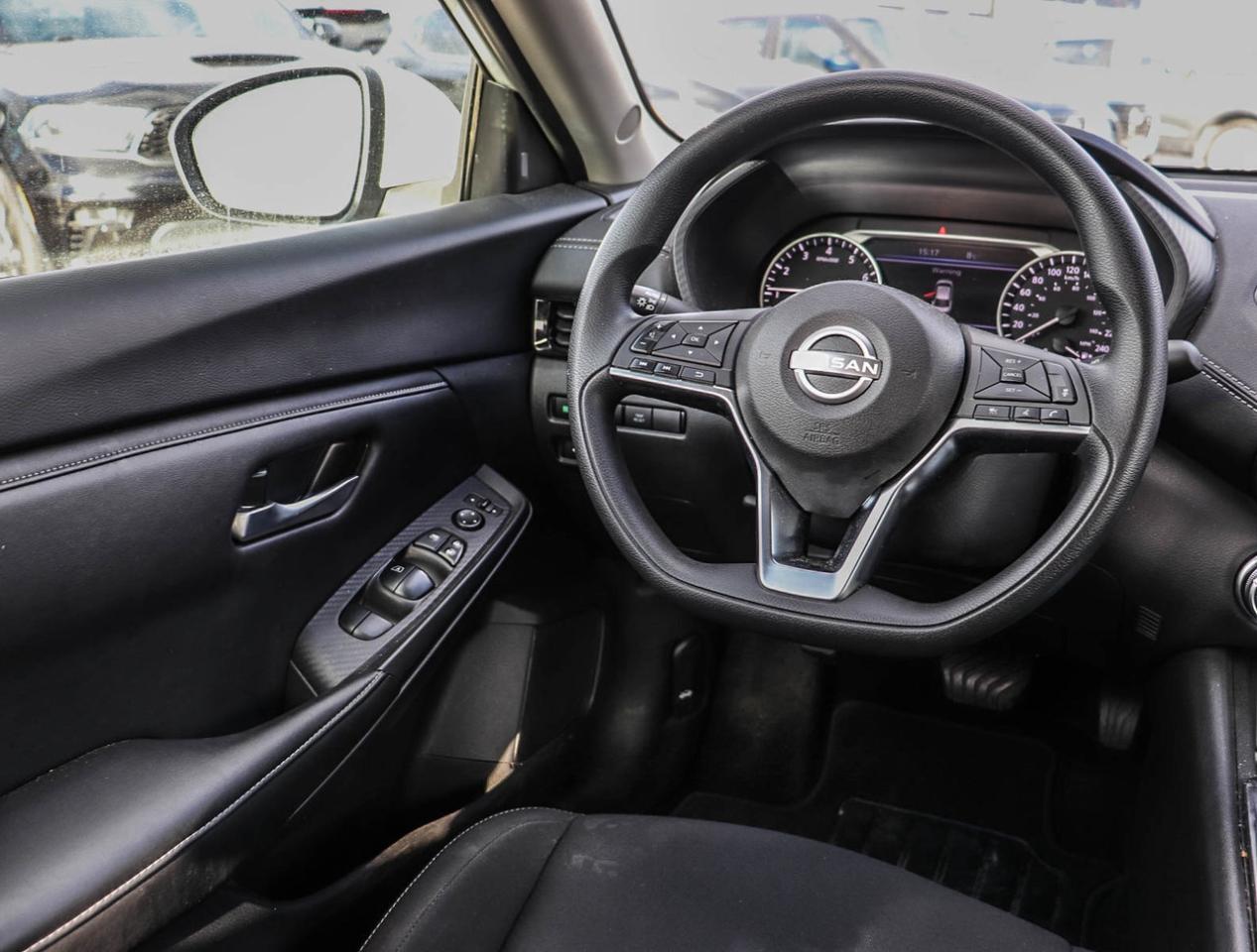 2024 Nissan Sentra SV Photo