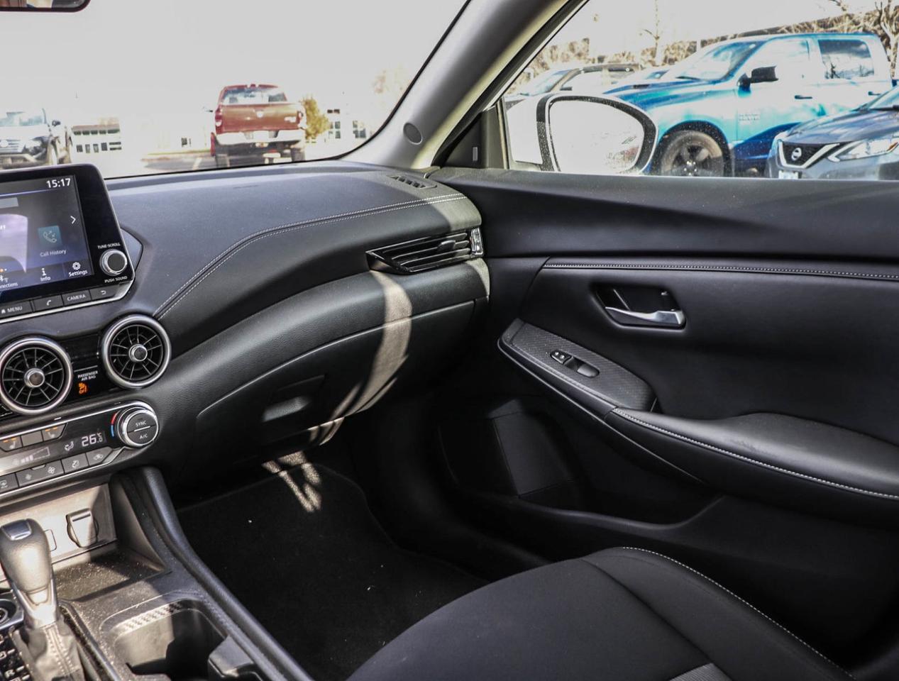 2024 Nissan Sentra SV Photo