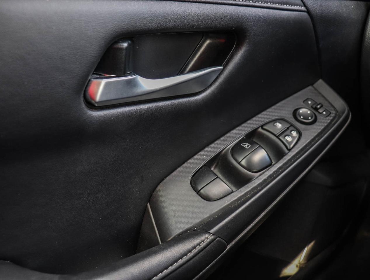 2024 Nissan Sentra SV Photo