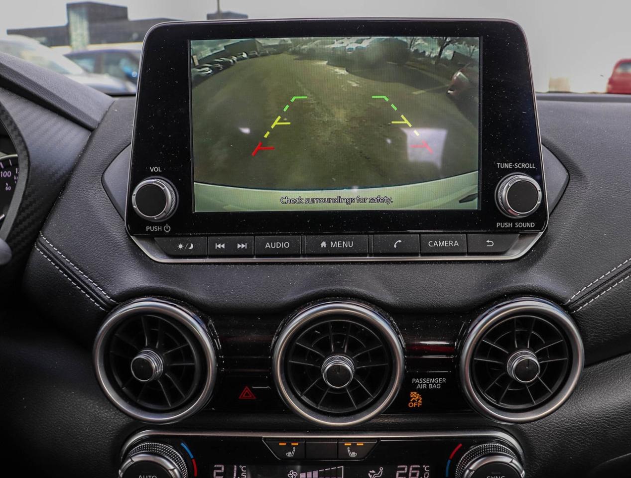 2024 Nissan Sentra SV Photo