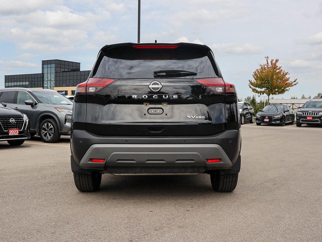 2023 Nissan Rogue SV Moonroof HOLIDAY SAVINGS Photo