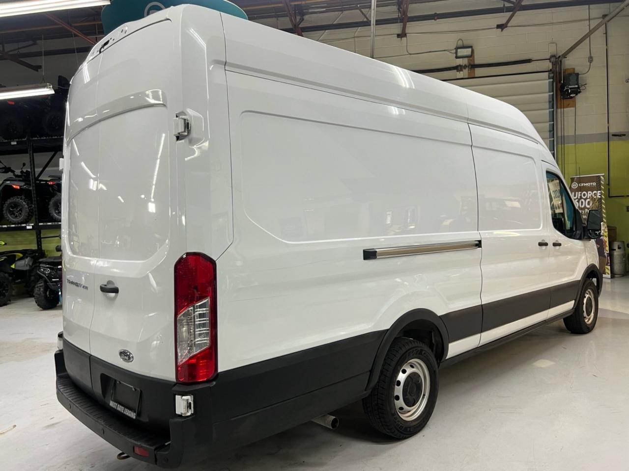 2021 Ford Transit Cargo Van T-250 148 EL   EXTRA LONG   CAMERA   HIGH ROOF   N Photo