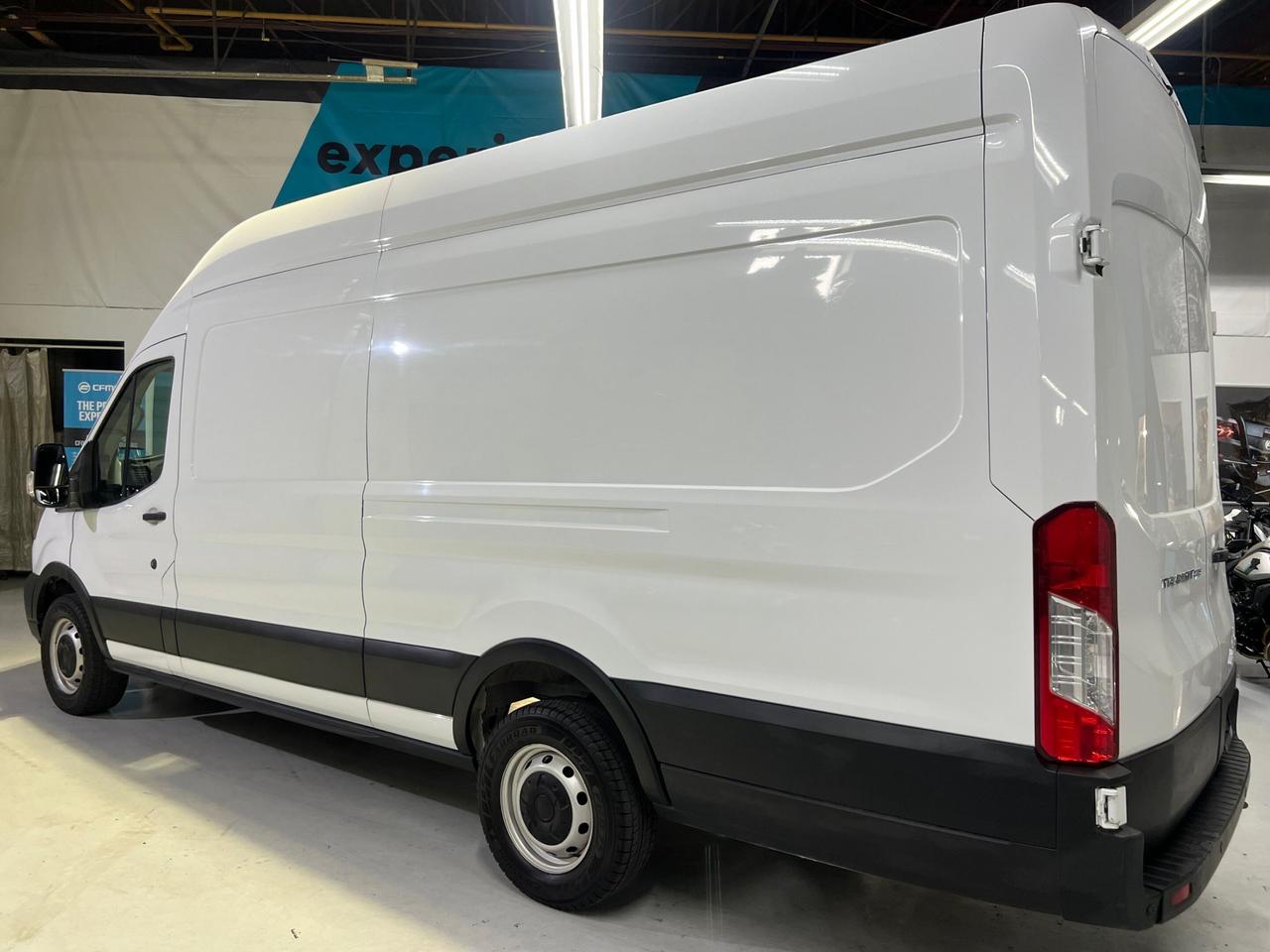 2021 Ford Transit Cargo Van T-250 148 EL   EXTRA LONG   CAMERA   HIGH ROOF   N Photo
