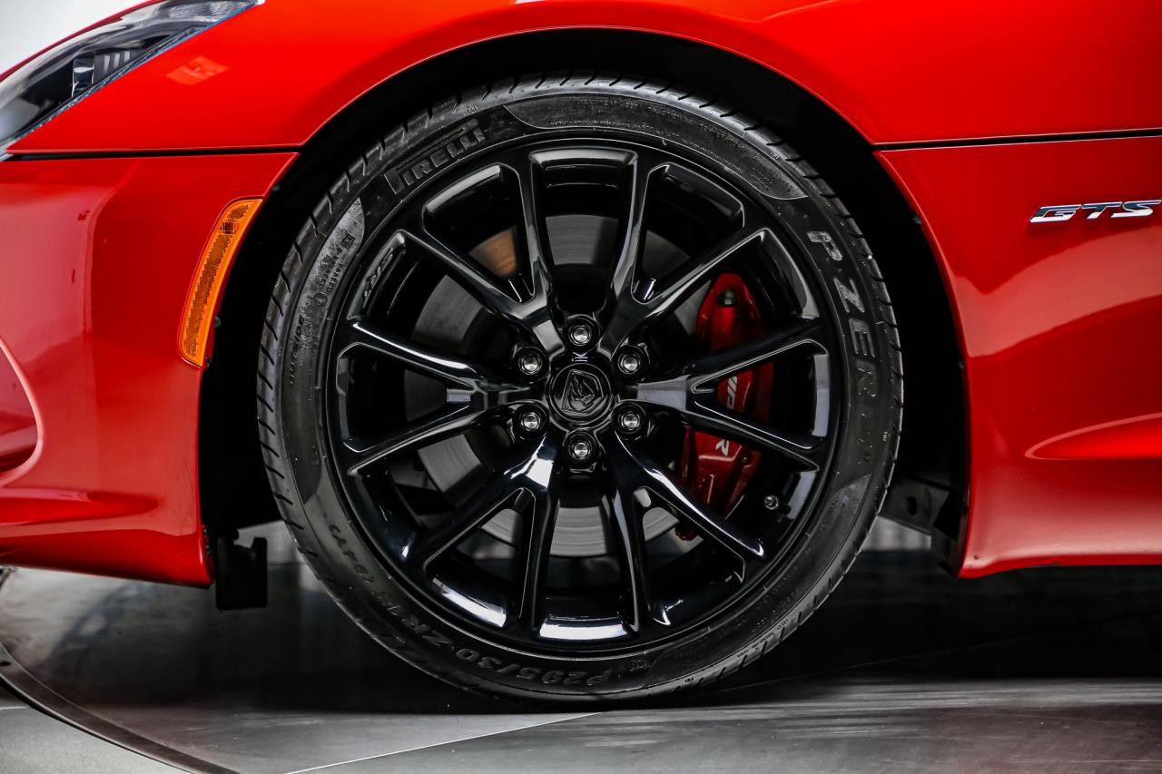 2013 Dodge SRT Viper GTS V10 640HP  CARBON.EXT REDINT 1OWNER NOACCIDENT Photo