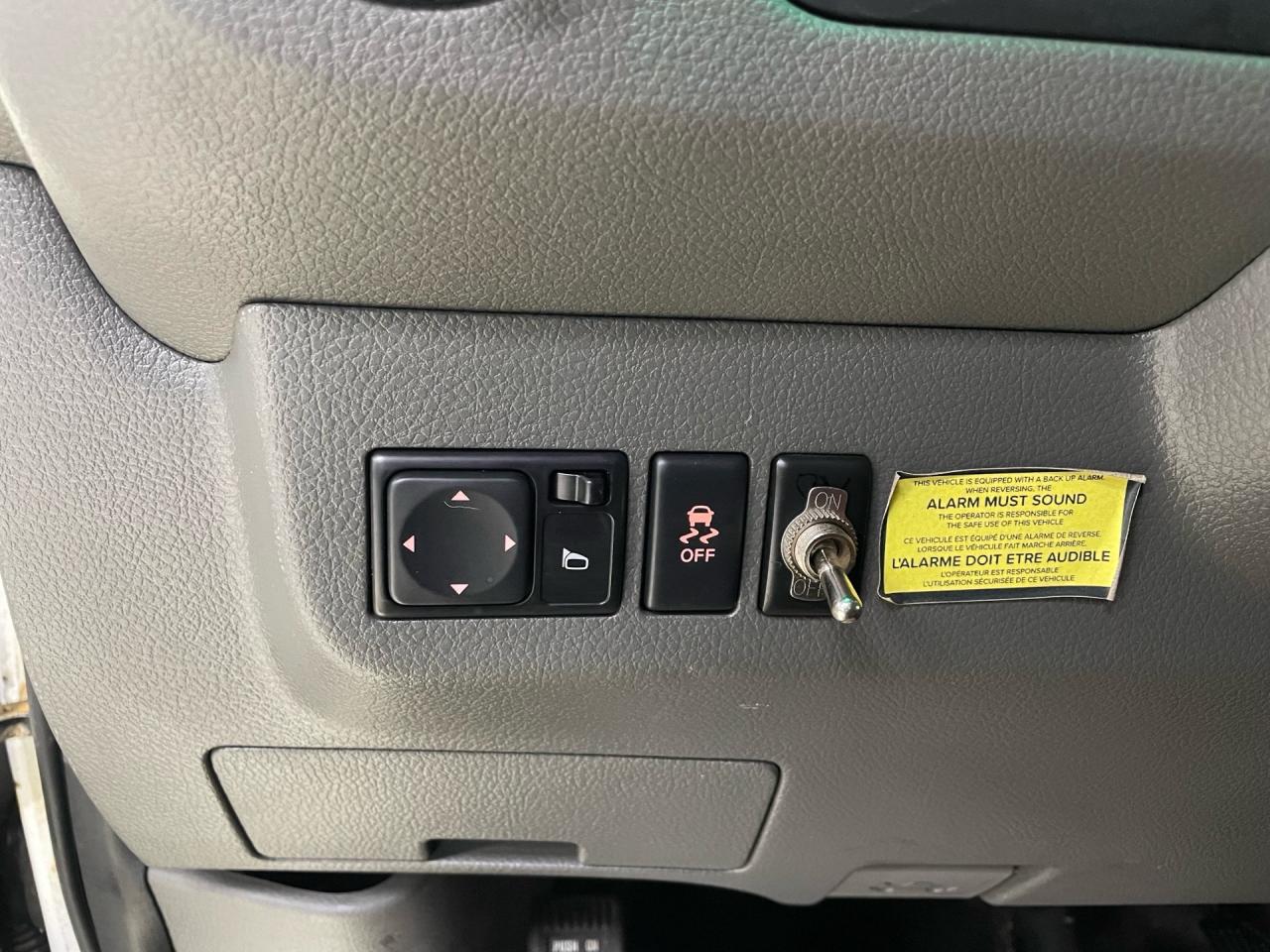 2021 Nissan NV Cargo NV2500    ROOF RACK   SHELVING   DIVIDER  ACCIDENT Photo