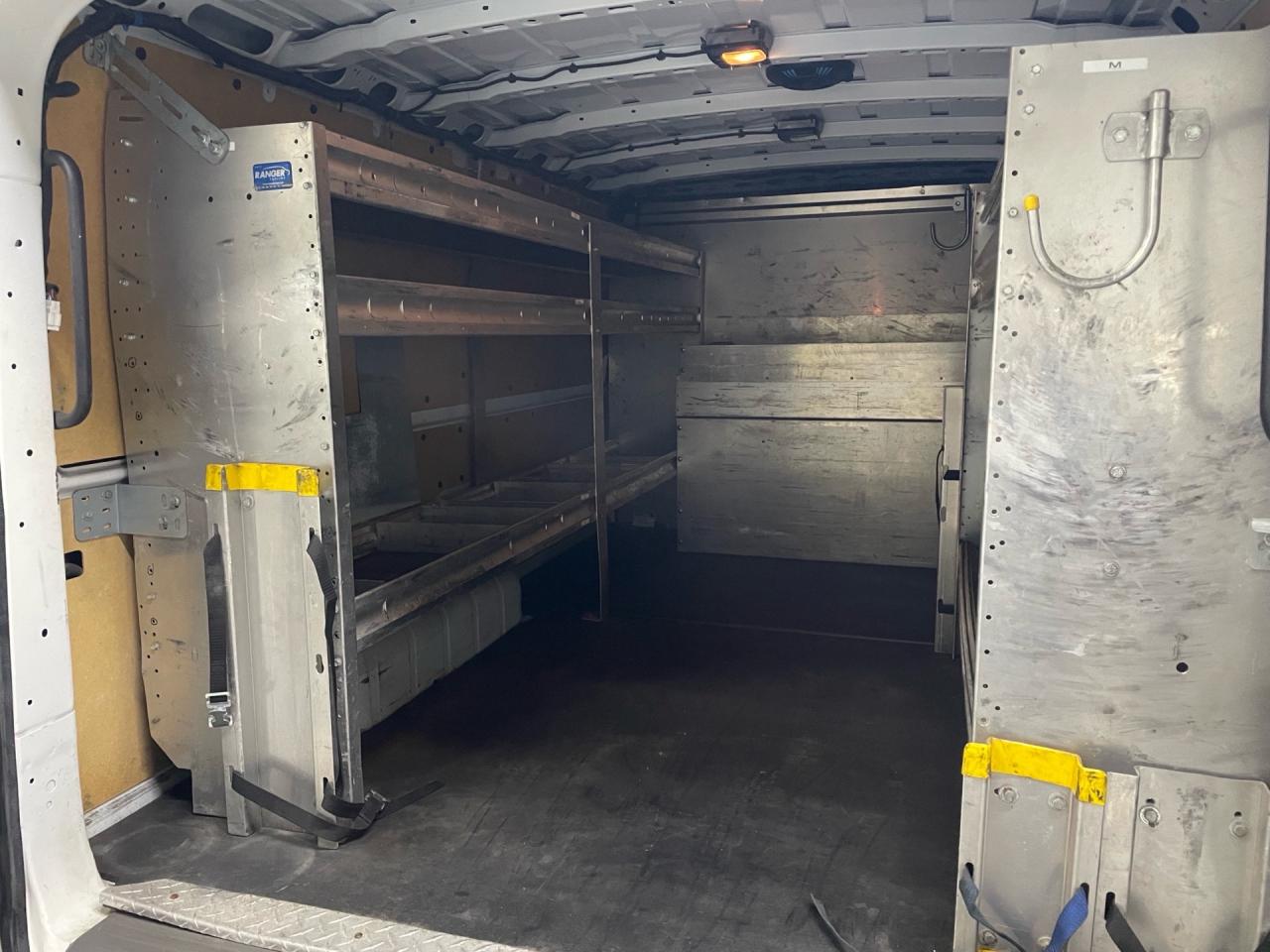 2021 Nissan NV Cargo NV2500    ROOF RACK   SHELVING   DIVIDER  ACCIDENT Photo