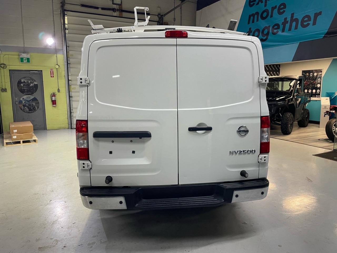 2021 Nissan NV Cargo NV2500    ROOF RACK   SHELVING   DIVIDER  ACCIDENT Photo