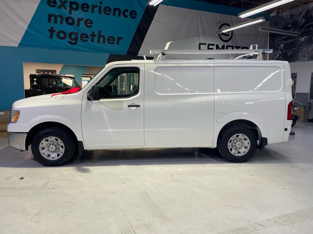 2021 Nissan NV Cargo NV2500    ROOF RACK   SHELVING   DIVIDER  ACCIDENT Photo