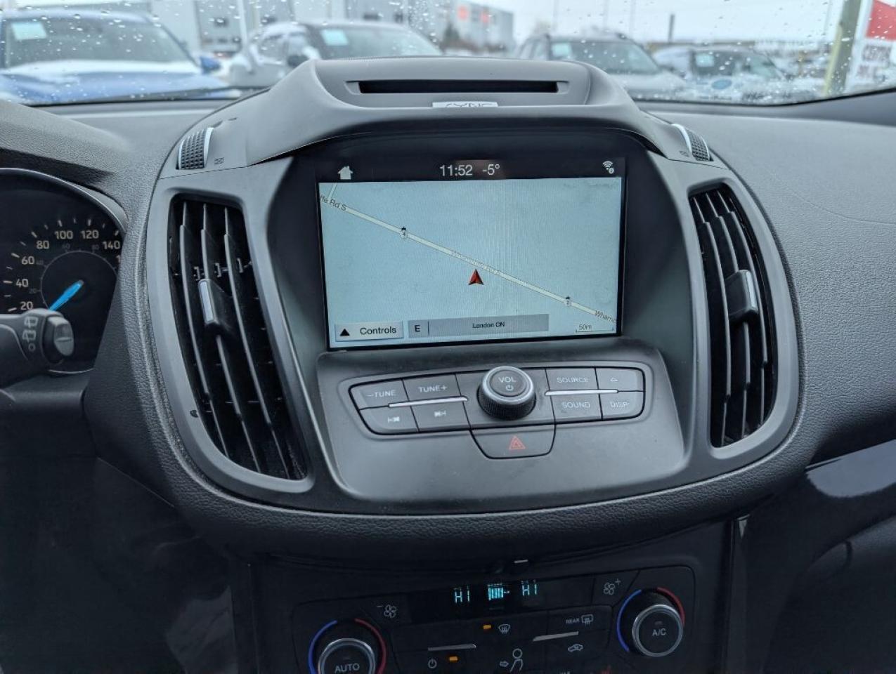 2017 Ford Escape SE   CAMERA   HTD SEATS Photo