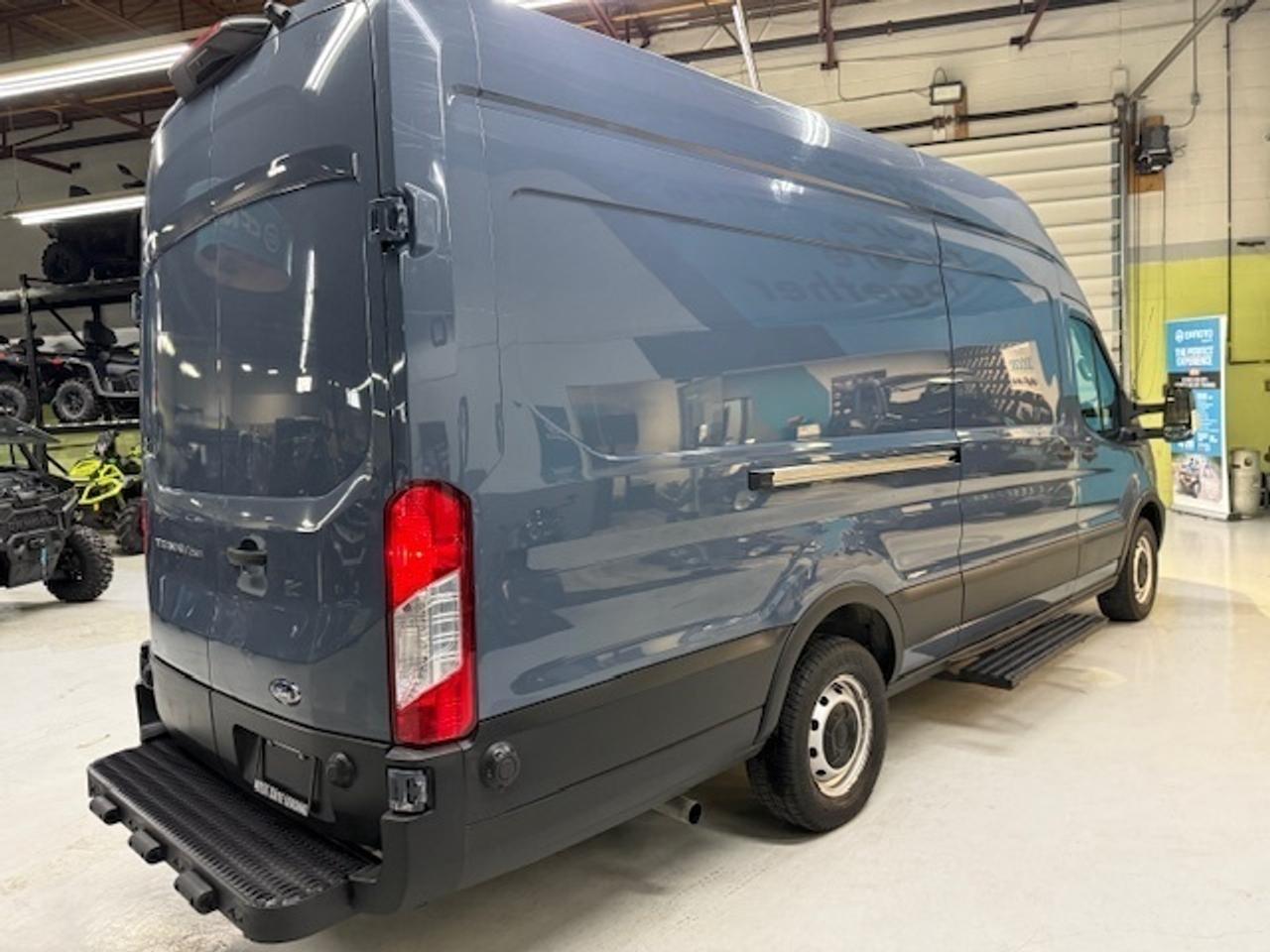 2021 Ford Transit Cargo Van T-250 148 EL   EXTRA LONG   CAMERA   HIGH ROOF   W Photo