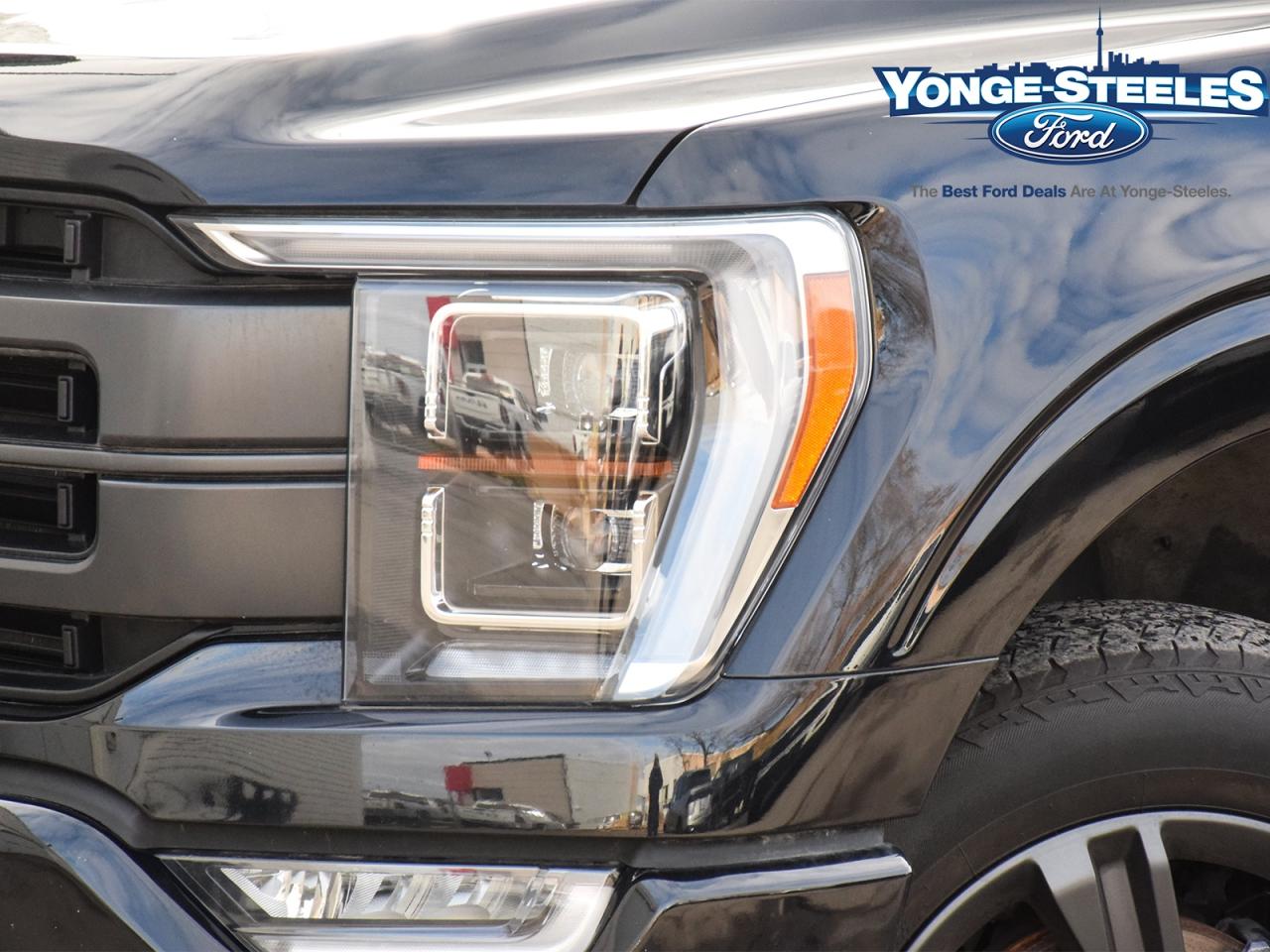 2023 Ford F-150 LARIAT 2.7L ONE OWNER NO ACCIDENT EXCLNT CONDITION Photo3